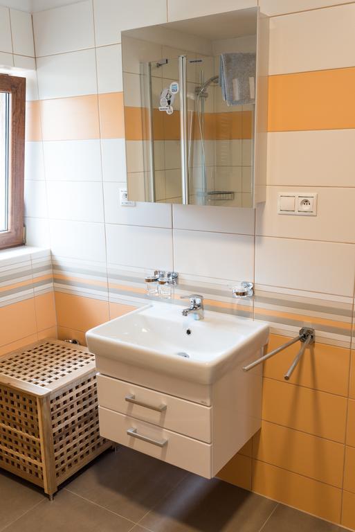 Apartmany Na Namesti Boží Dar Exterior foto
