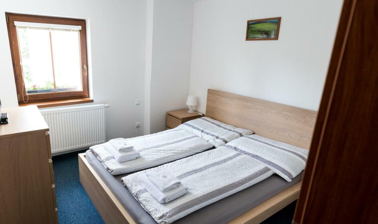 Apartmany Na Namesti Boží Dar Exterior foto